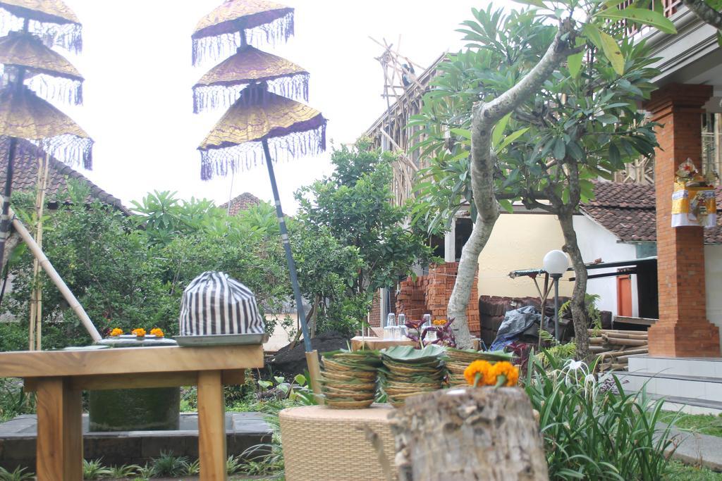 Ayu Bungalow 2 Ubud  Exterior photo