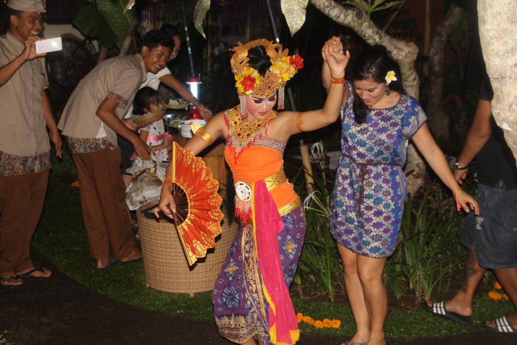 Ayu Bungalow 2 Ubud  Exterior photo