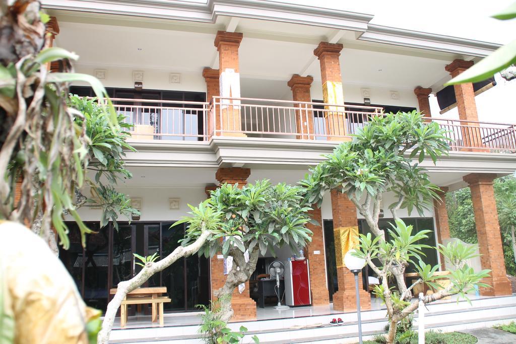 Ayu Bungalow 2 Ubud  Exterior photo